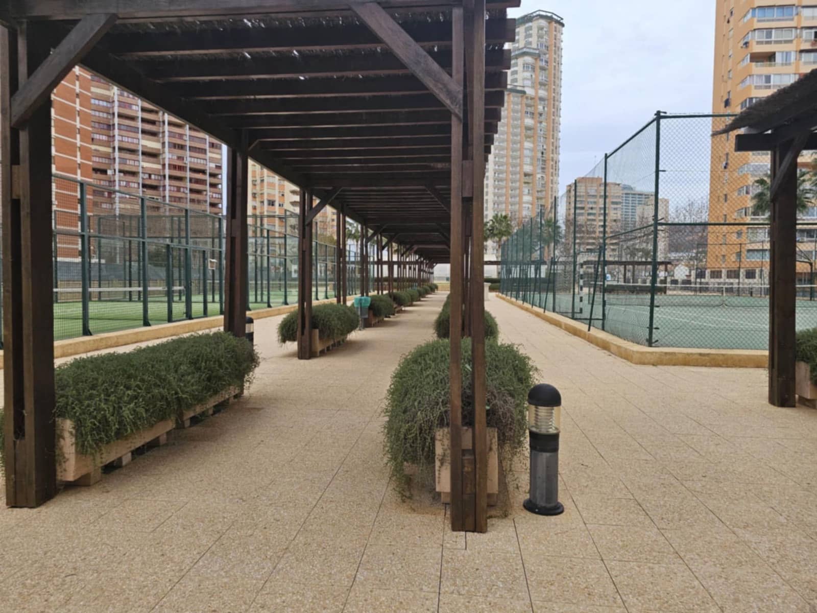 1 bedroom Apartment for sale in Benidorm with pool garage - € 299,000 (Ref: 9084927)