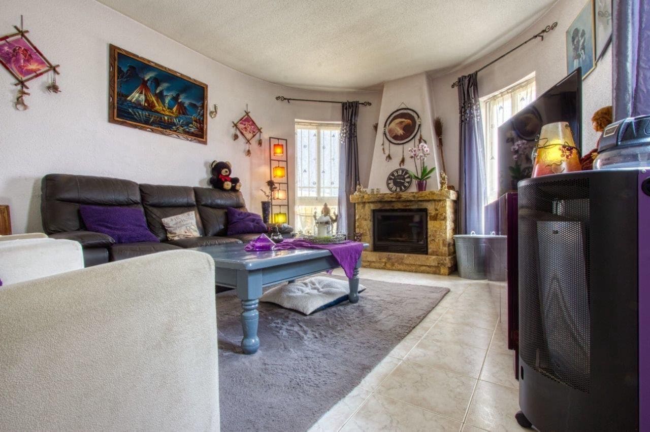 3 quarto Moradia para venda em La Nucia com piscina garagem - 395 000 € (Ref: 9102728)