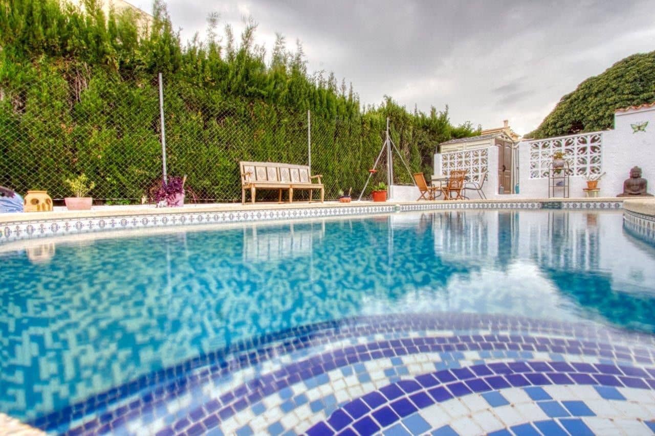 3 quarto Moradia para venda em La Nucia com piscina garagem - 395 000 € (Ref: 9102728)