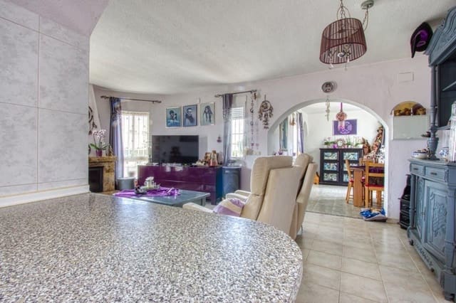 3 quarto Moradia para venda em La Nucia com piscina garagem - 395 000 € (Ref: 9102728)