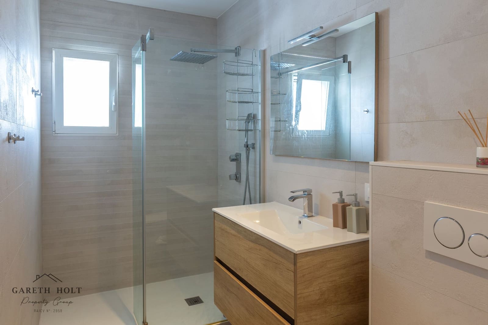 4 bedroom Villa for sale in Albir with pool garage - € 770,000 (Ref: 9118552)