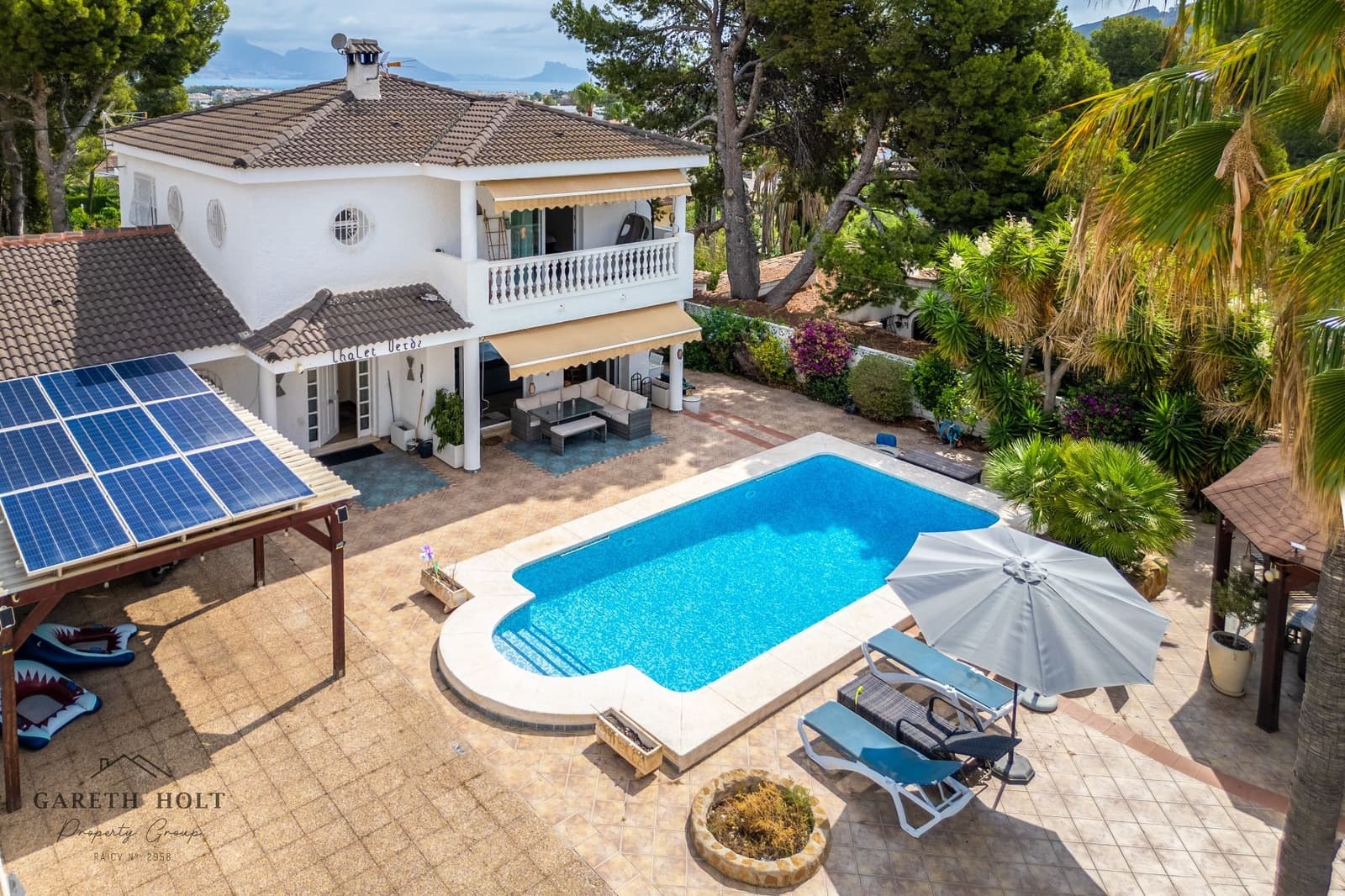 4 bedroom Villa for sale in Albir with pool garage - € 770,000 (Ref: 9118552)