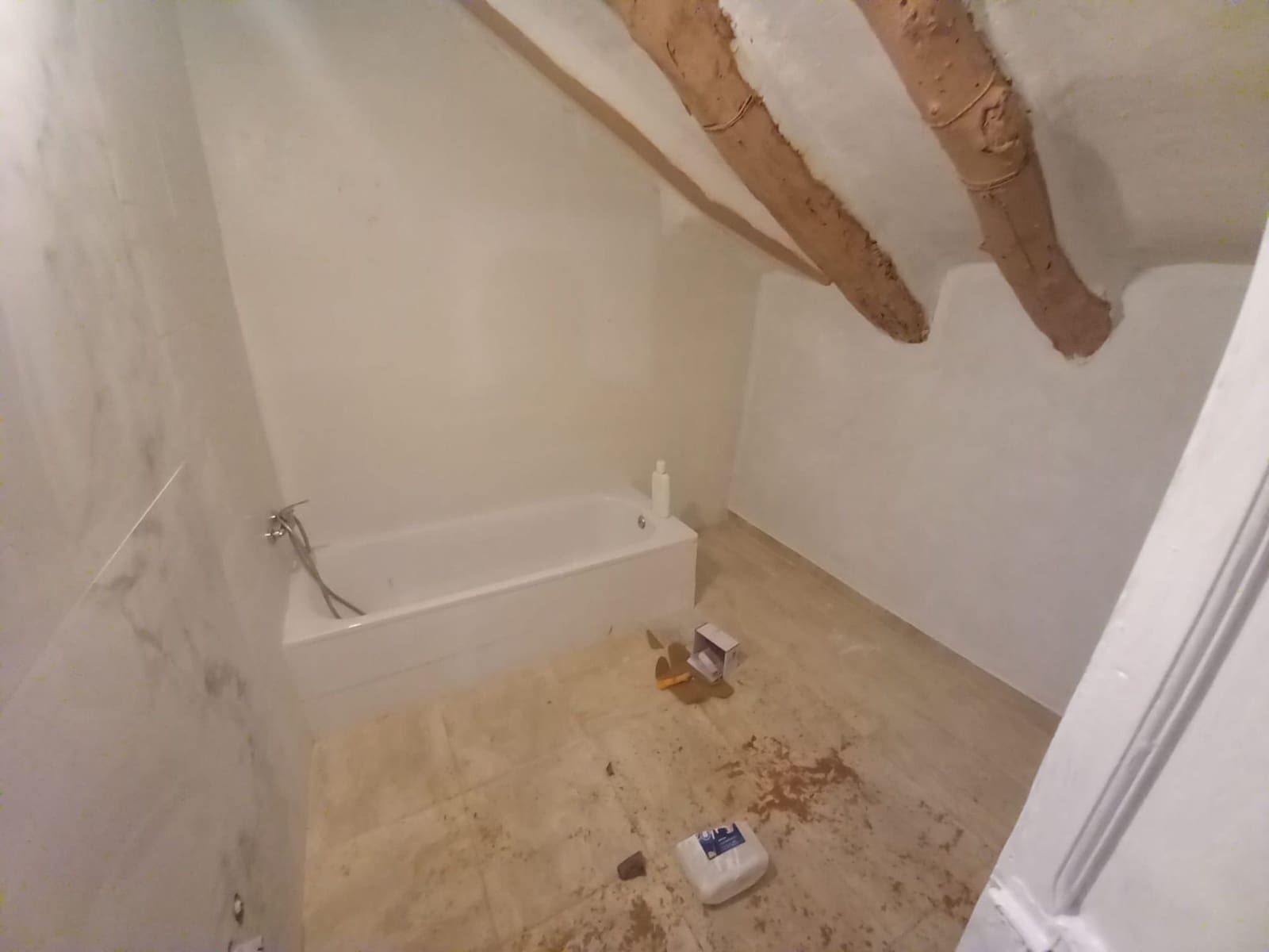 2 soveværelse Byhus til salg i Alcaudete med swimmingpool - € 50.000 (Ref: 9129497)