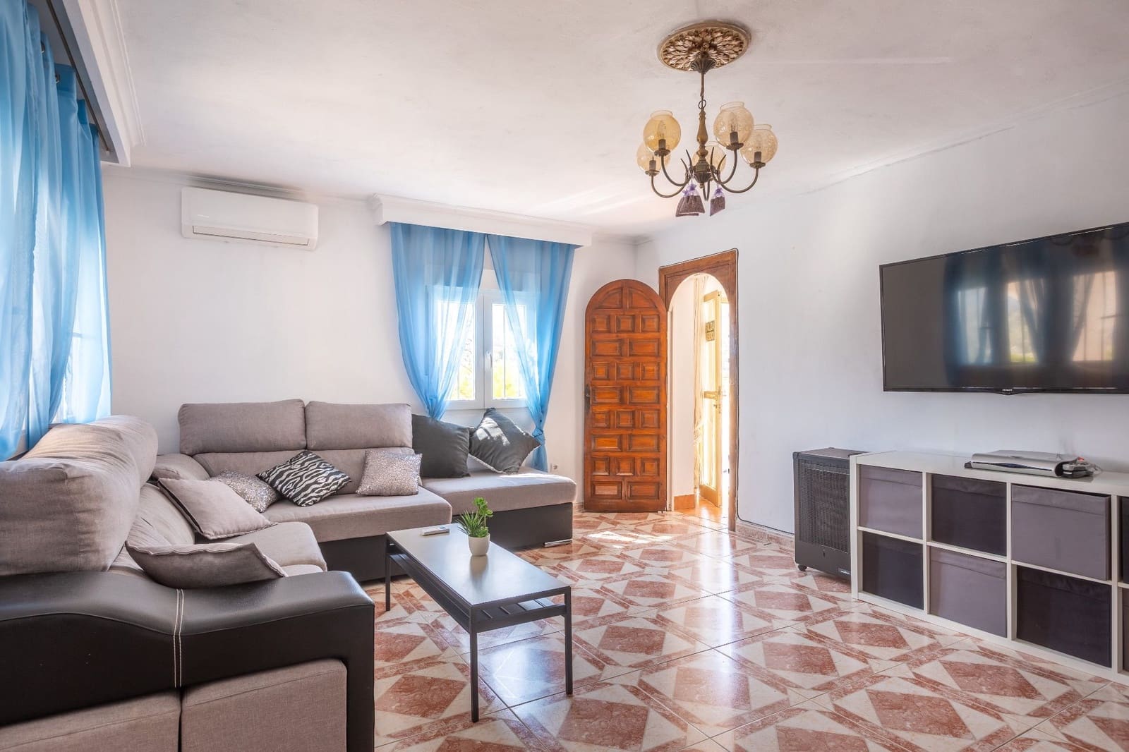 3 bedroom Villa for sale in Orxeta with pool garage - € 450,000 (Ref: 9154763)