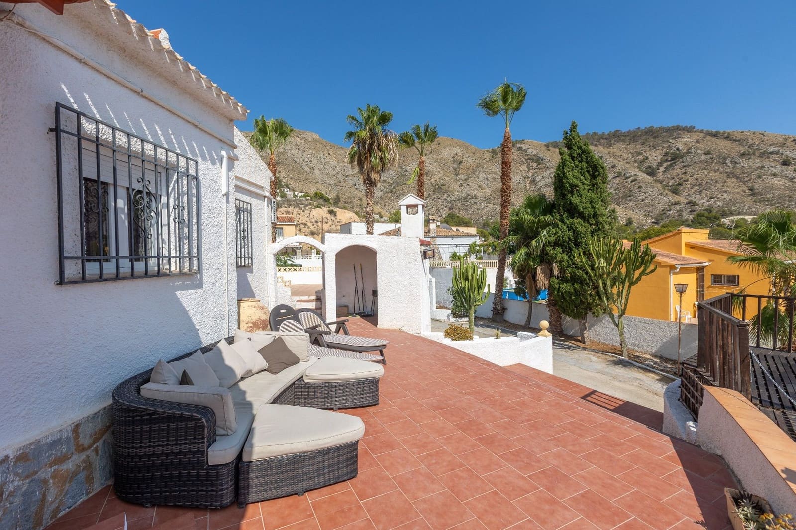 3 bedroom Villa for sale in Orxeta with pool garage - € 450,000 (Ref: 9154763)