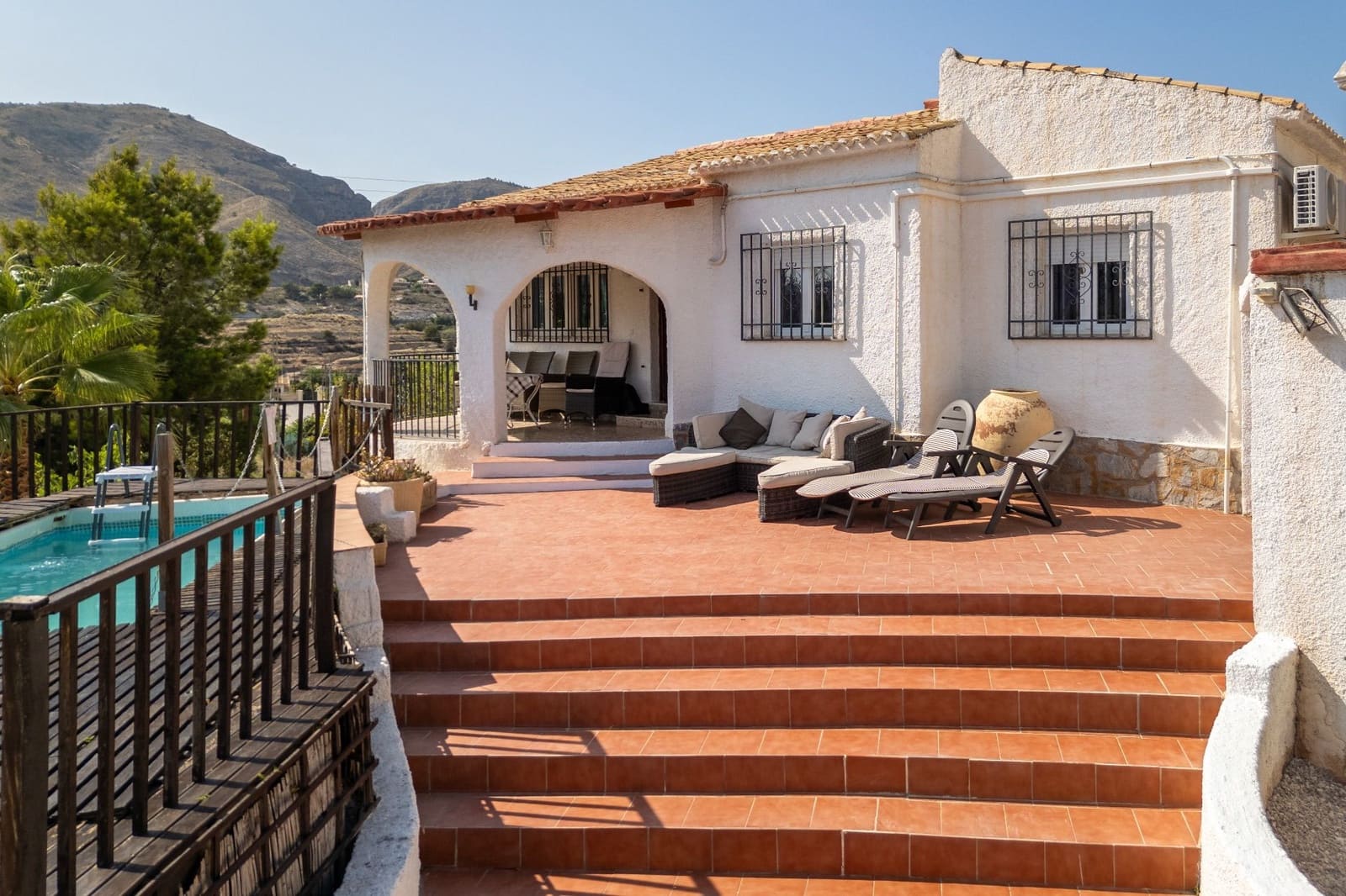 3 bedroom Villa for sale in Orxeta with pool garage - € 450,000 (Ref: 9154763)