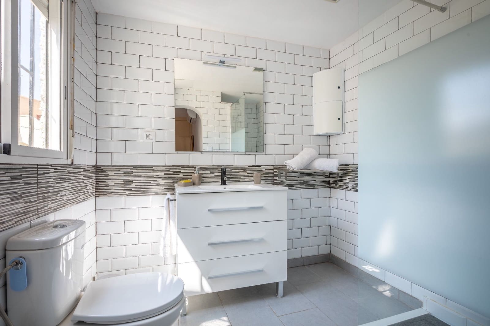 3 soveværelse Villa til salg i Orxeta med swimmingpool garage - € 325.000 (Ref: 9157831)