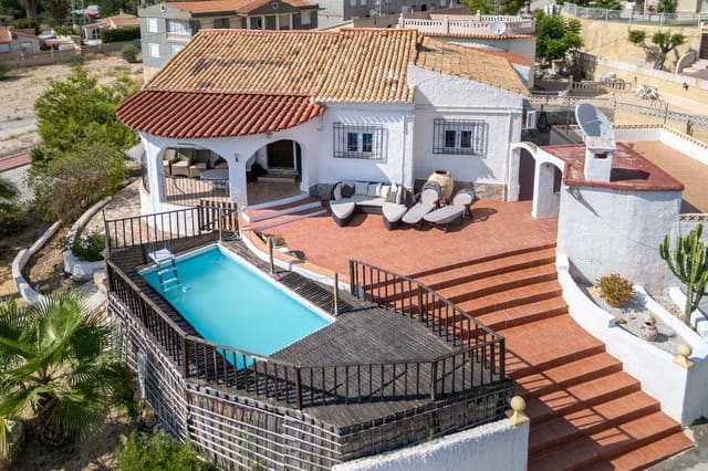 3 bedroom Villa for sale in Orxeta with pool garage - € 325,000 (Ref: 9157831)
