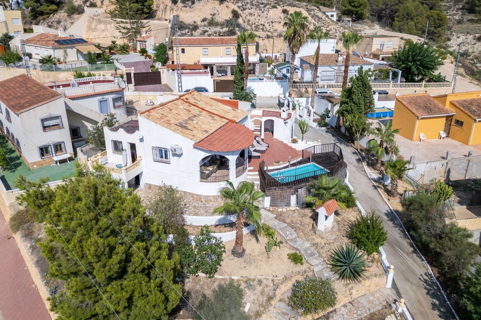 3 soveværelse Villa til salg i Orxeta med swimmingpool garage - € 325.000 (Ref: 9157831)