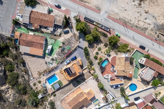 3 bedroom Villa for sale in Orxeta with pool garage - € 325,000 (Ref: 9157831)