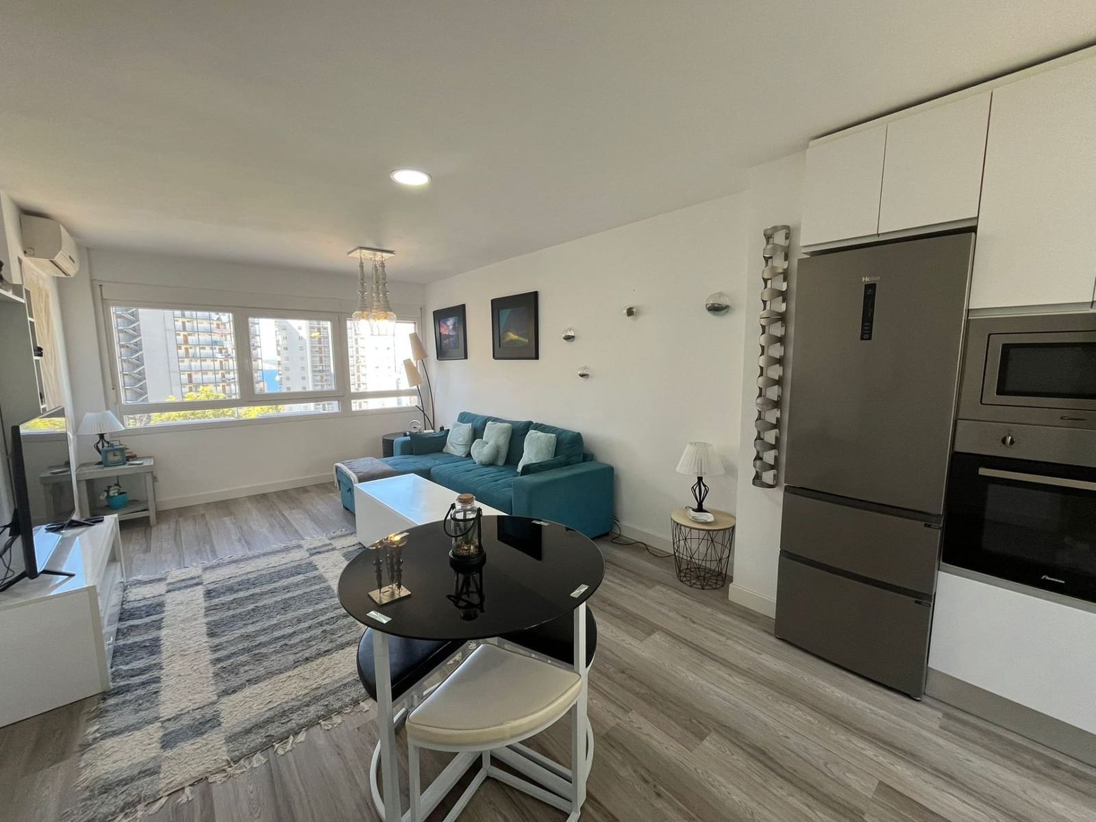 2 bedroom Apartment for rent in Benidorm with pool - € 1,100 (Ref: 9200290)