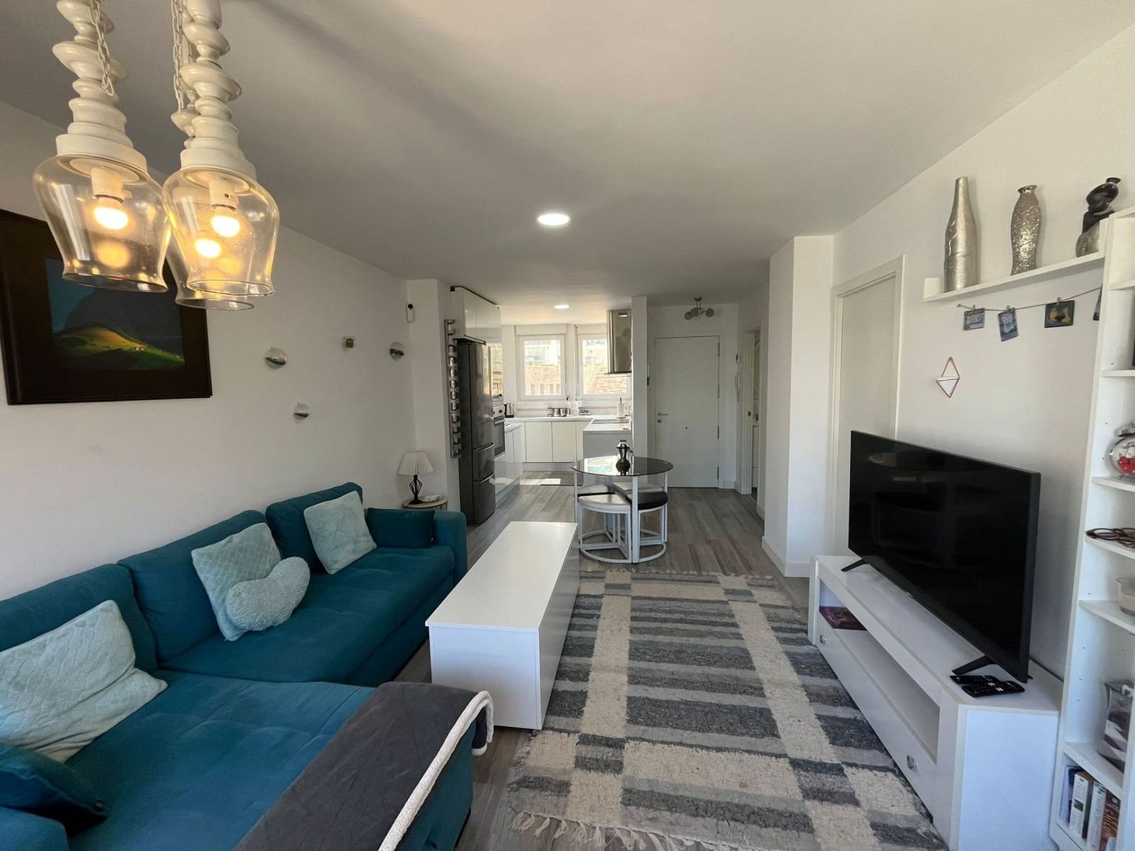 2 bedroom Apartment for rent in Benidorm with pool - € 1,100 (Ref: 9200290)