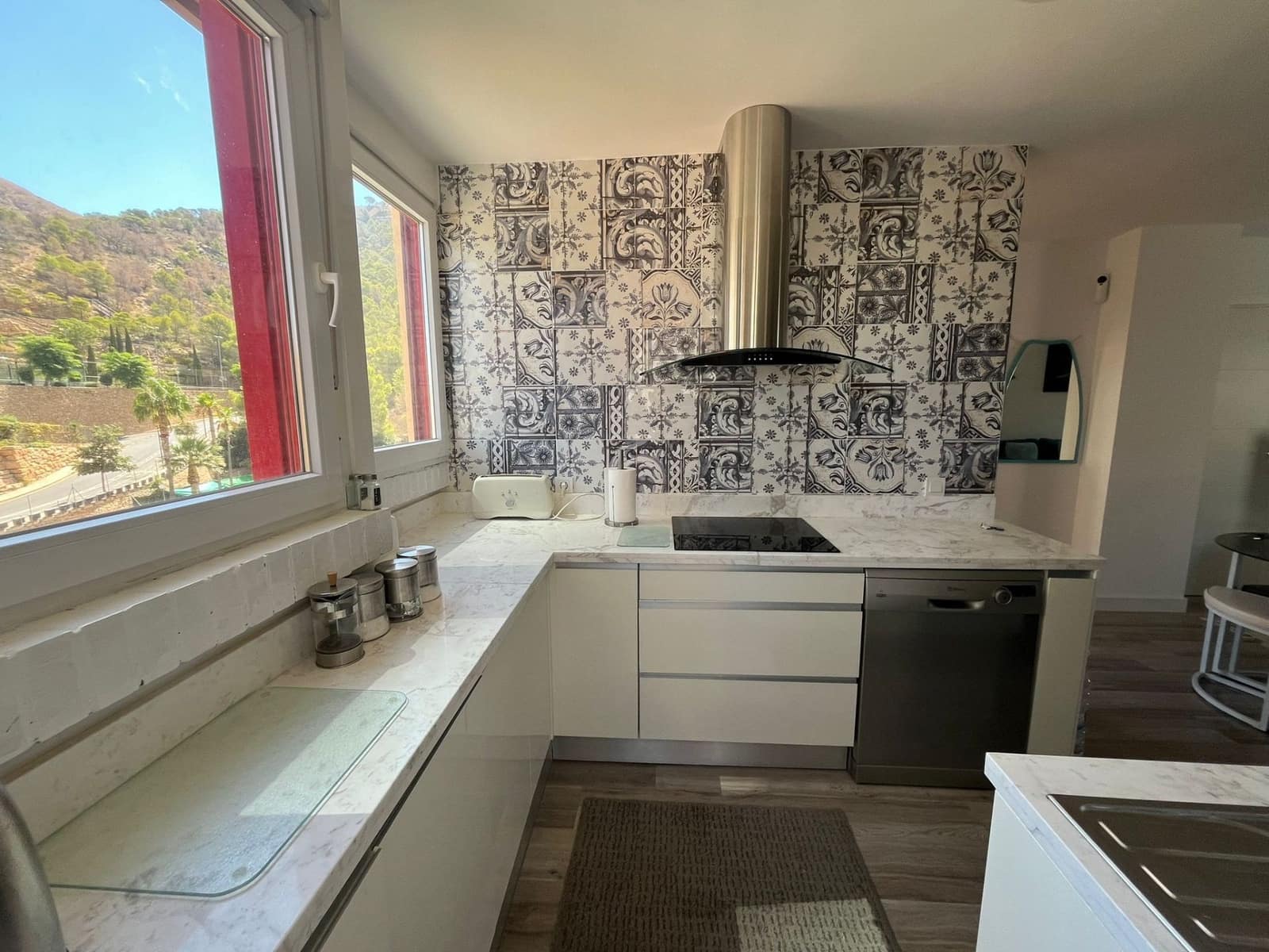 2 bedroom Apartment for rent in Benidorm with pool - € 1,100 (Ref: 9200290)