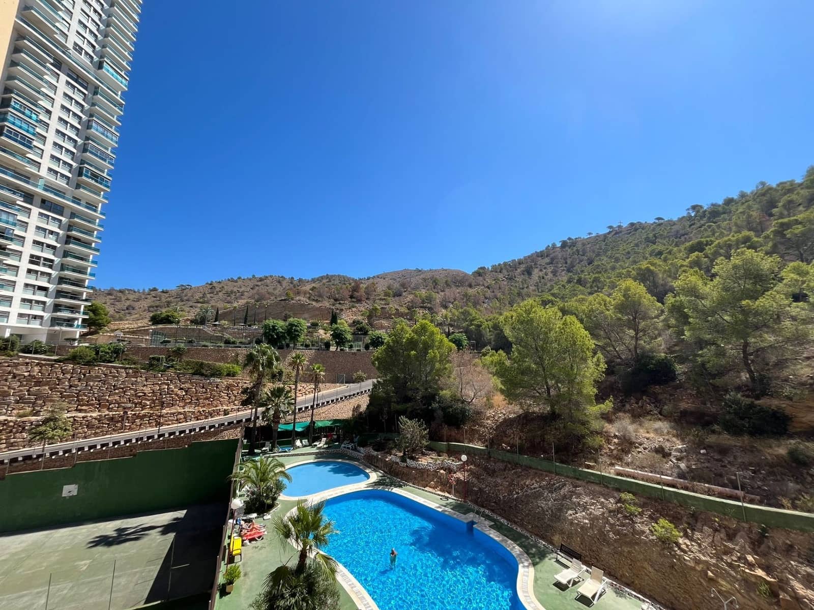 2 bedroom Apartment for rent in Benidorm with pool - € 1,100 (Ref: 9200290)