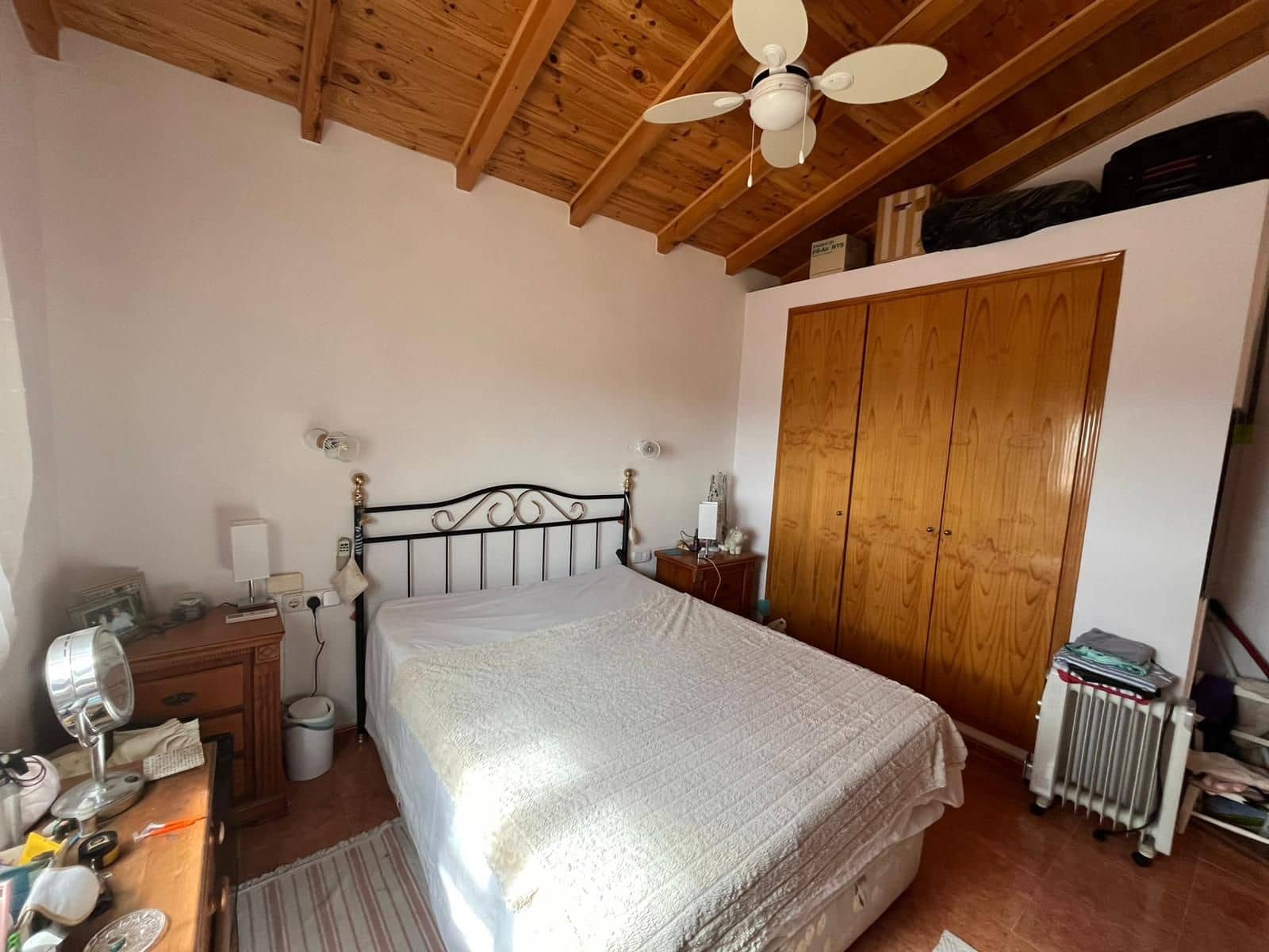 4 slaapkamer Villa te koop in Relleu met zwembad garage - € 219.000 (Ref: 9232378)