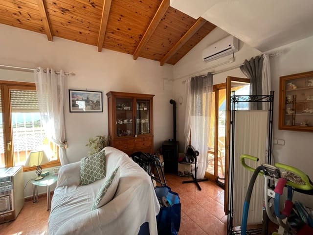 4 bedroom Villa for sale in Relleu with pool garage - € 219,000 (Ref: 9232378)