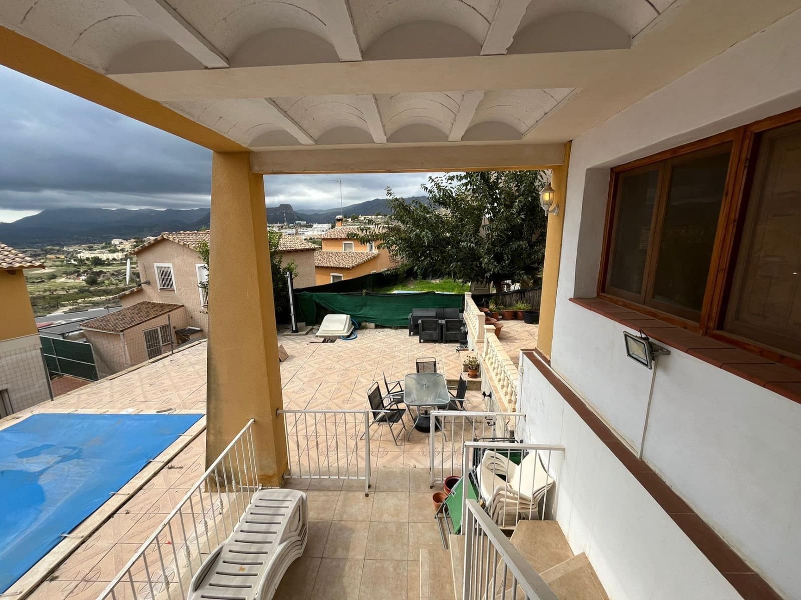 4 slaapkamer Villa te koop in Relleu met zwembad garage - € 219.000 (Ref: 9232378)