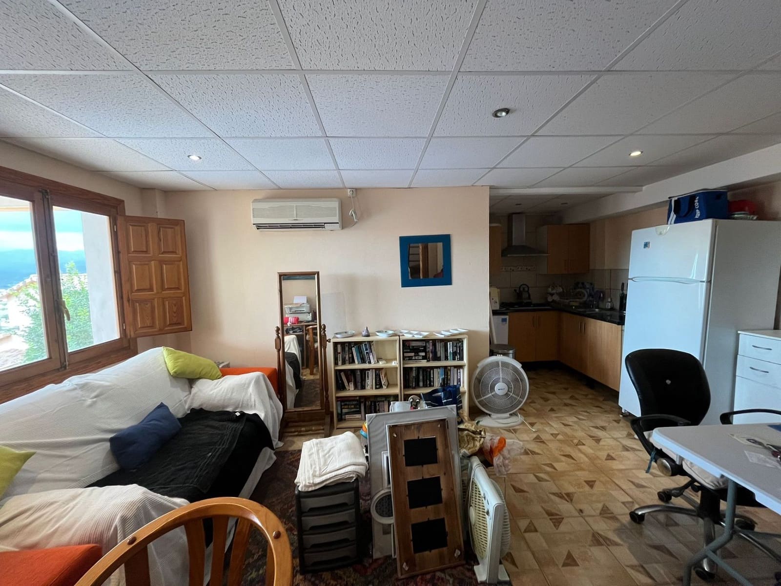 4 slaapkamer Villa te koop in Relleu met zwembad garage - € 219.000 (Ref: 9232378)