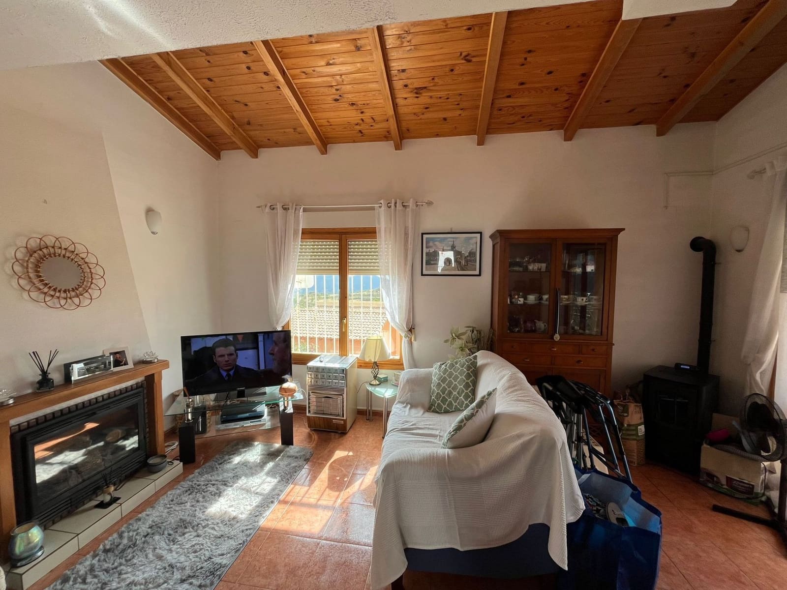 4 slaapkamer Villa te koop in Relleu met zwembad garage - € 219.000 (Ref: 9232378)