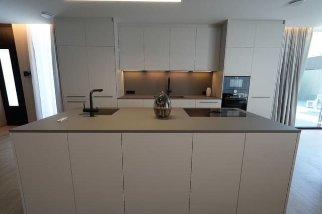 5 soveværelse Villa til salg i Albir, Alfaz del Pi / L'Alfàs del Pi med swimmingpool garage - € 2.250.000 (Ref: 9299057)