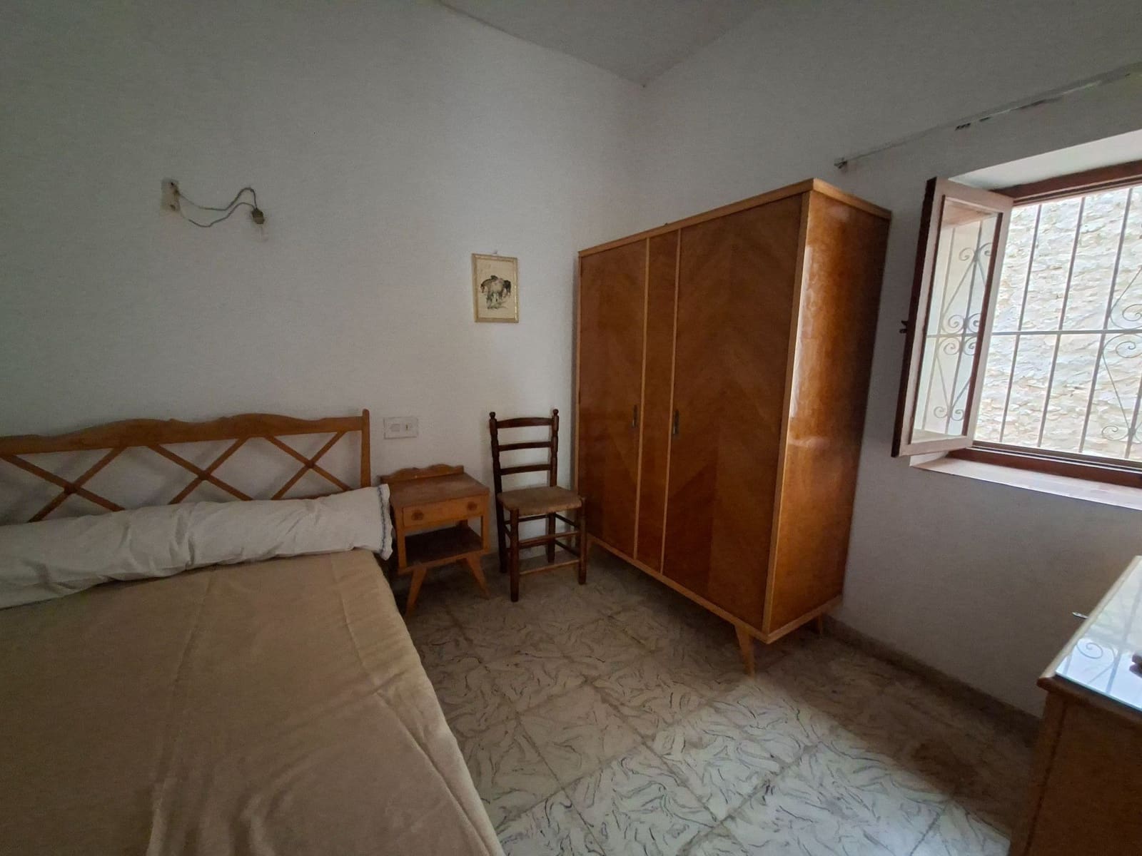 4 makuuhuone Omakotitalo myytävänä paikassa Alfaz del Pi / L'Alfas del Pi mukana 
autotalli - 225 000 € (Ref: 9299058)