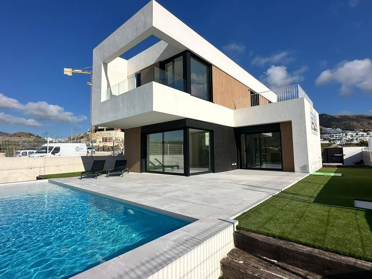 3 bedroom Villa for sale in Finestrat with pool garage - € 850,000 (Ref: 9312345)