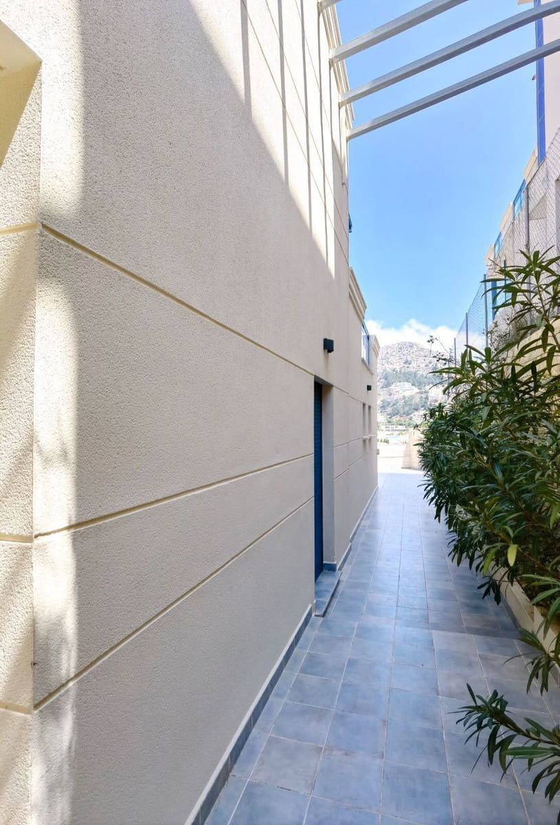 5 camera da letto Villa in vendita in Altea con piscina garage - 850.000 € (Rif: 9387512)