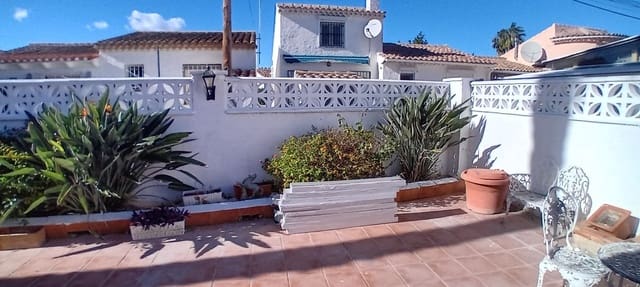 2 bedroom Bungalow for sale in Dénia with garage - € 280,000 (Ref: 9406276)