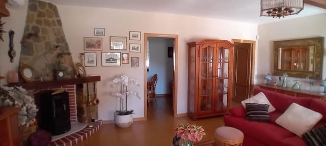 3 bedroom Villa for sale in Orxeta with pool garage - € 450,000 (Ref: 9407916)
