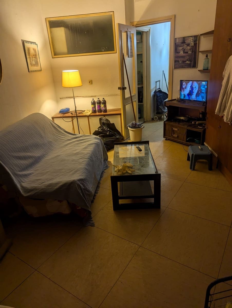 Yksiö myytävänä paikassa Torremolinos mukana uima-altaan 
autotalli - 150 000 € (Ref: 9421921)