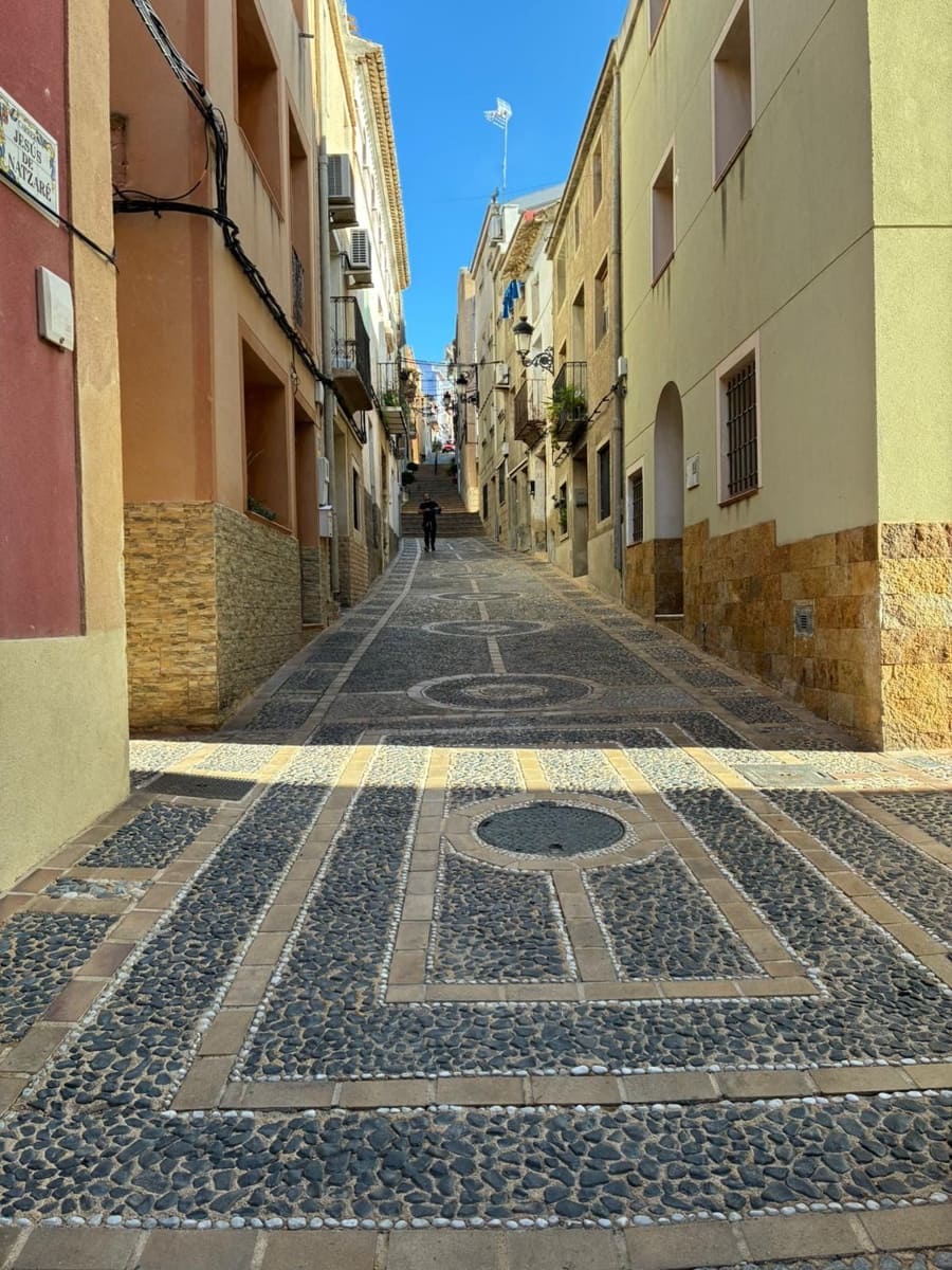 3 bedroom Townhouse for sale in Relleu - € 249,000 (Ref: 9491102)