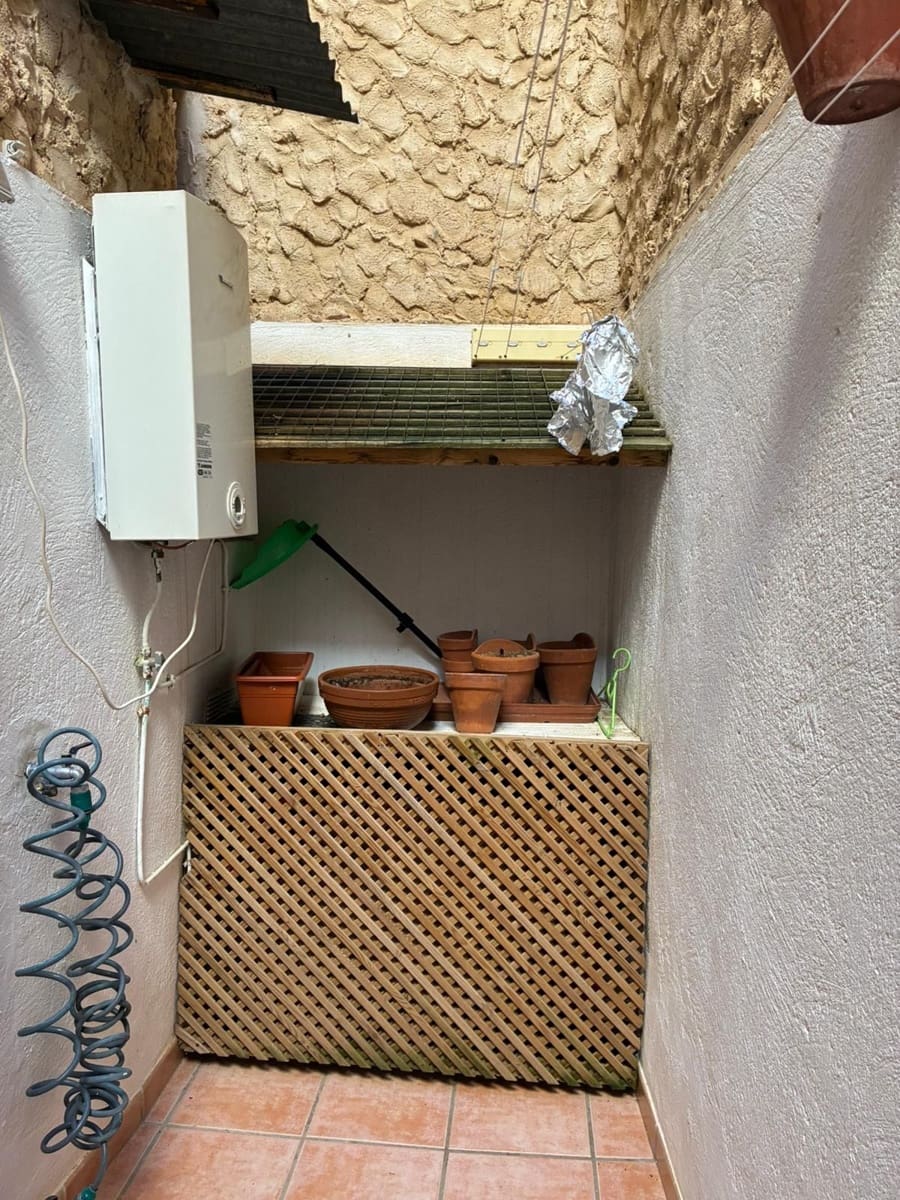 3 bedroom Townhouse for sale in Relleu - € 249,000 (Ref: 9491102)