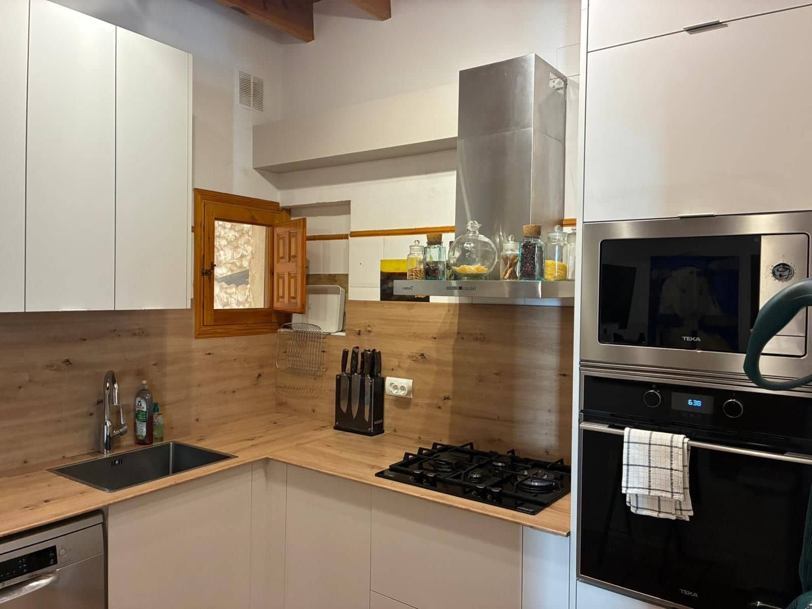 3 bedroom Townhouse for sale in Relleu - € 249,000 (Ref: 9491102)