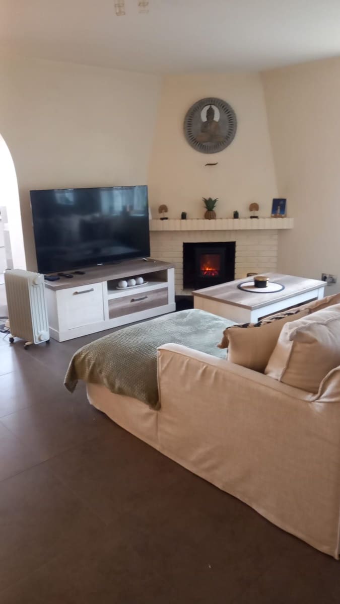 2 bedroom Villa for sale in La Nucia with pool garage - € 450,000 (Ref: 9523991)