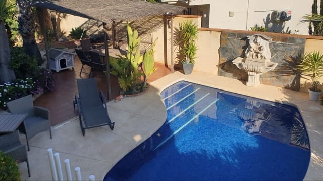 2 bedroom Villa for sale in La Nucia with pool garage - € 450,000 (Ref: 9523991)