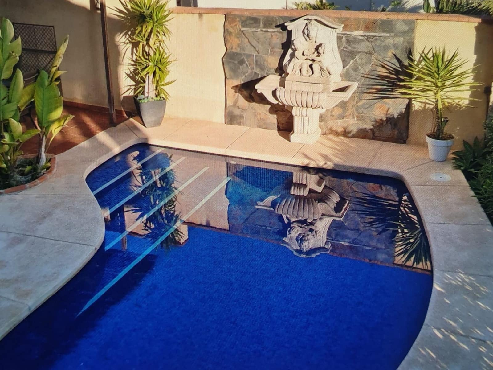 2 bedroom Villa for sale in La Nucia with pool garage - € 450,000 (Ref: 9523991)