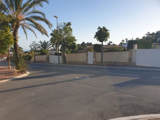 2 bedroom Villa for sale in La Nucia with pool garage - € 450,000 (Ref: 9523991)