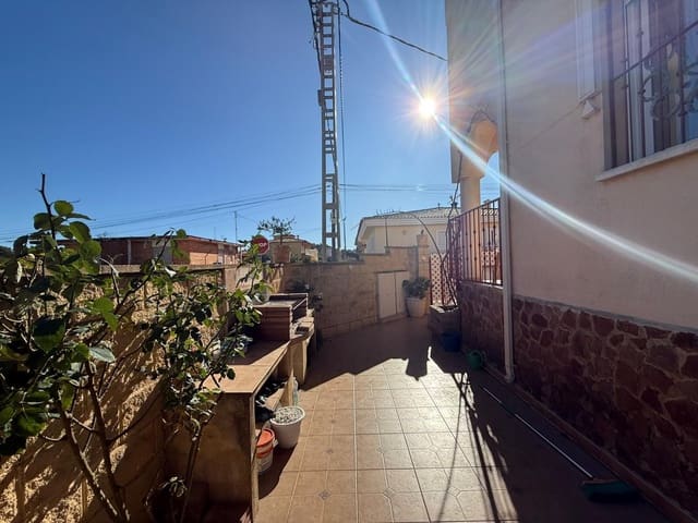 3 soveværelse Semi-Rækkehus til salg i Polop med garage - € 330.000 (Ref: 9543102)