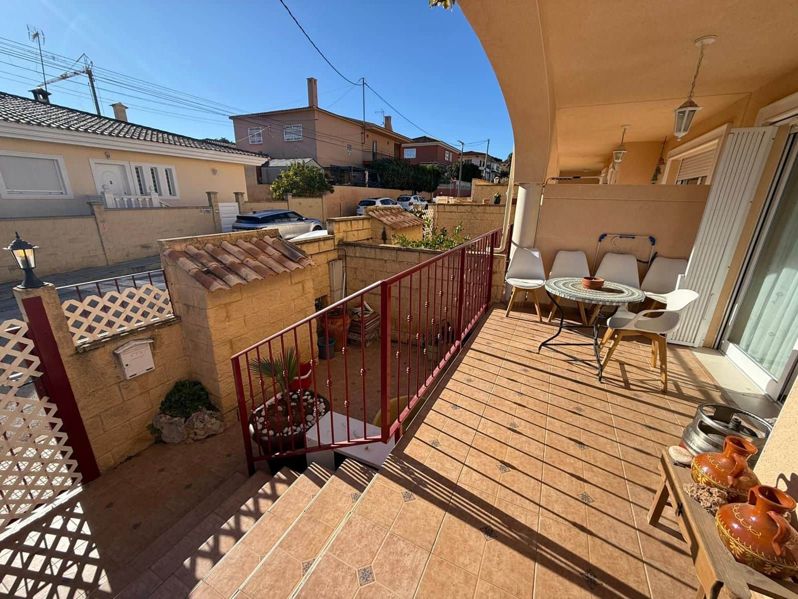 3 soveværelse Semi-Rækkehus til salg i Polop med garage - € 330.000 (Ref: 9543102)