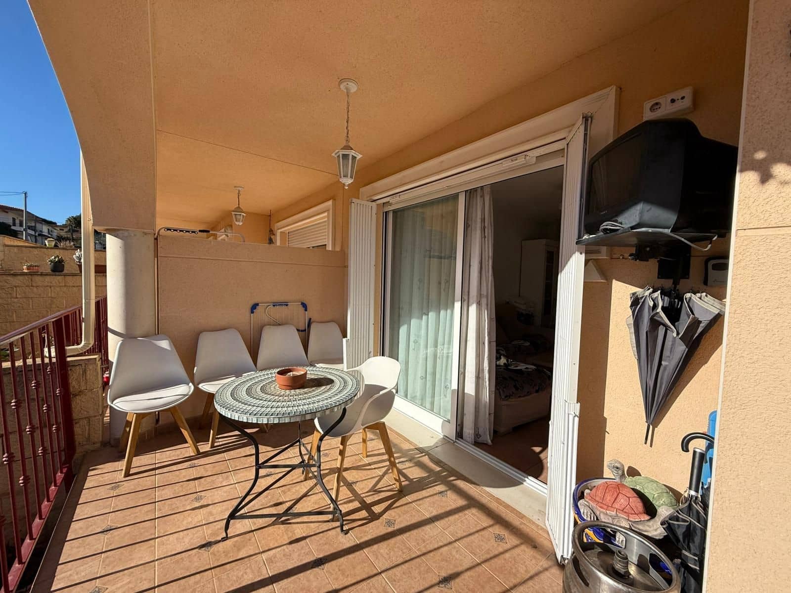 3 soveværelse Semi-Rækkehus til salg i Polop med garage - € 330.000 (Ref: 9543102)