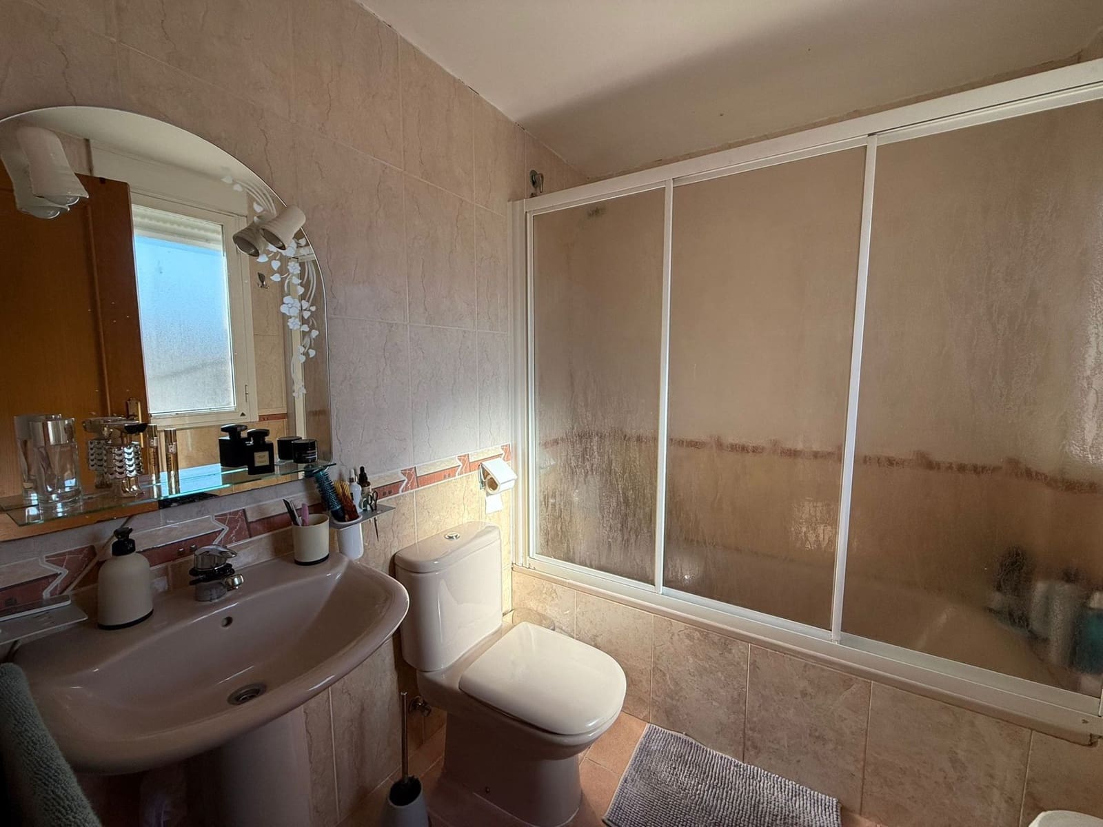 3 soveværelse Semi-Rækkehus til salg i Polop med garage - € 330.000 (Ref: 9543102)