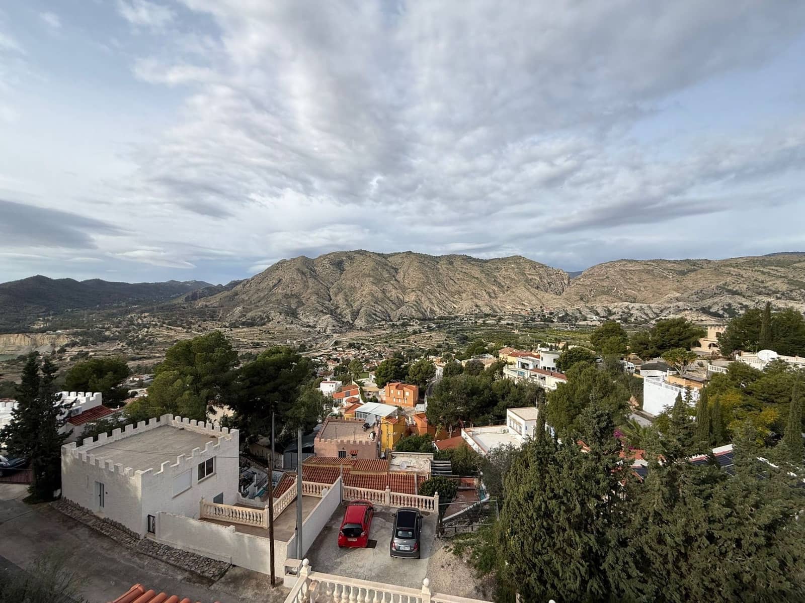 4 soveværelse Villa til salg i Orxeta med swimmingpool - € 299.000 (Ref: 9558459)