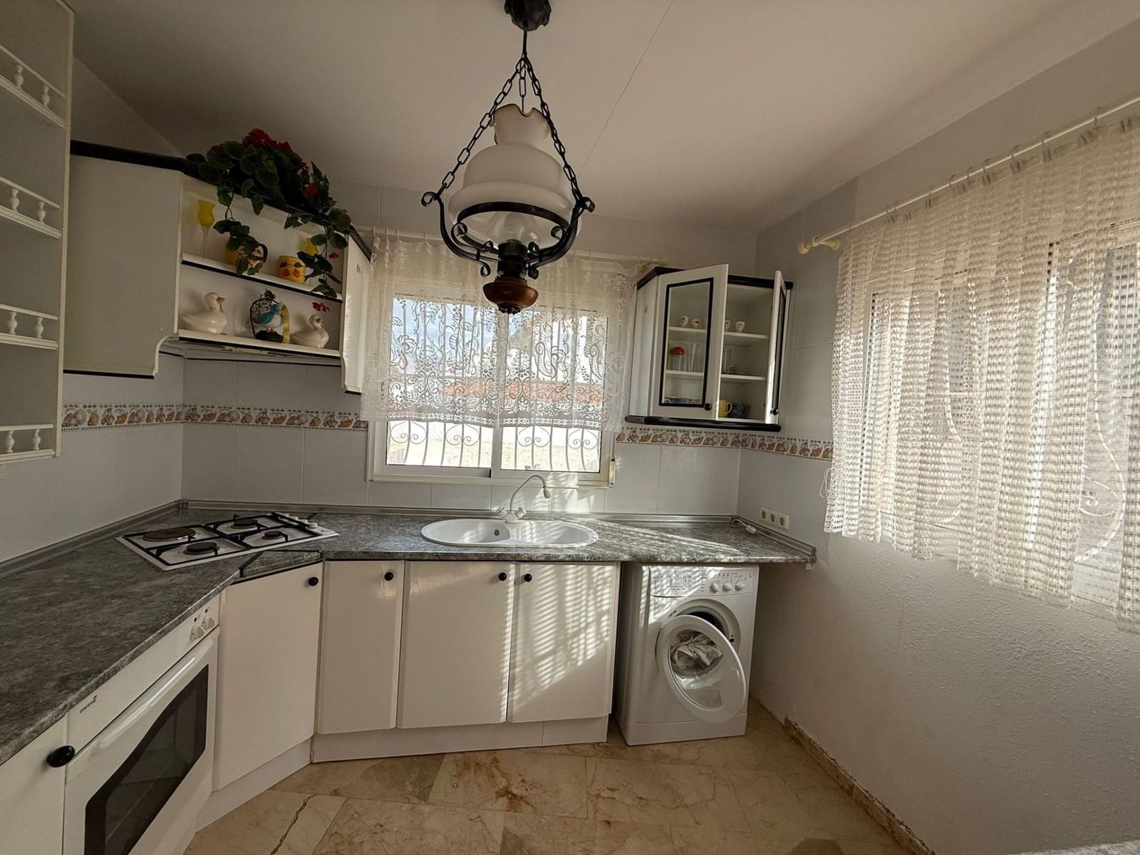 4 soveværelse Villa til salg i Orxeta med swimmingpool - € 299.000 (Ref: 9558459)