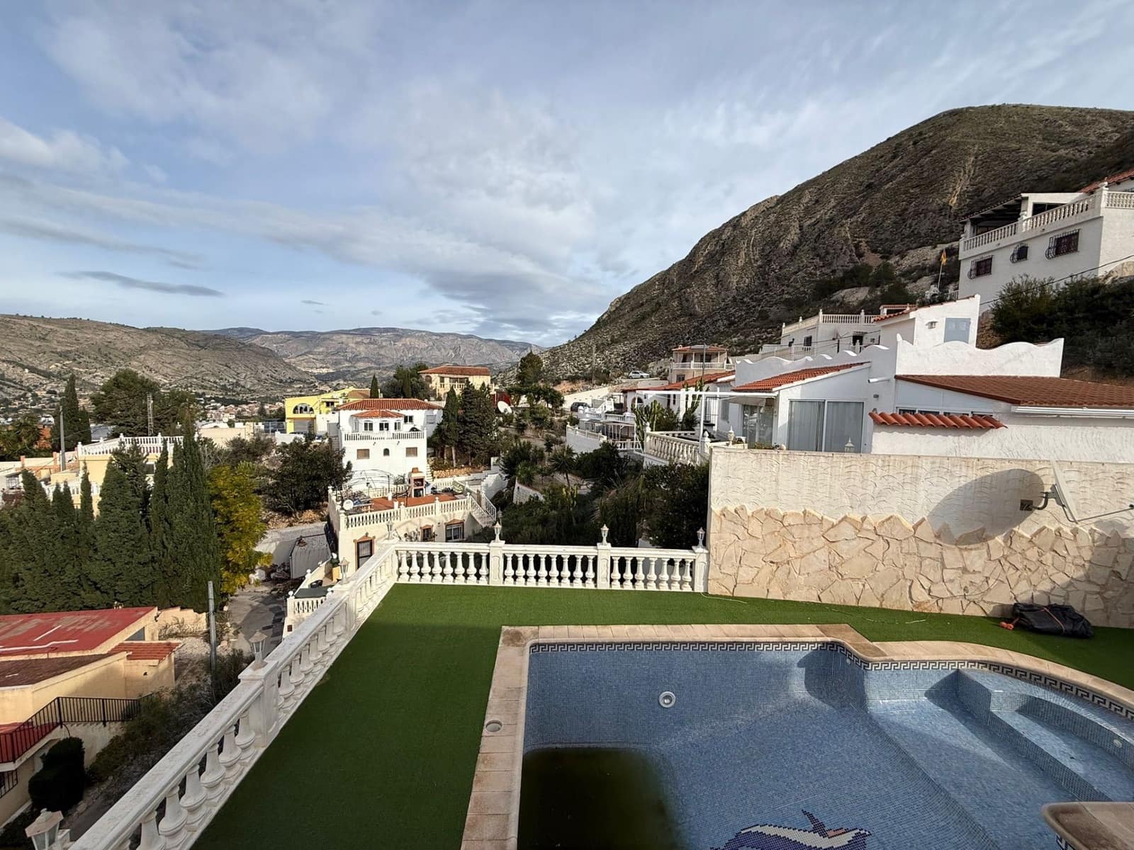 4 soveværelse Villa til salg i Orxeta med swimmingpool - € 299.000 (Ref: 9558459)