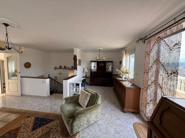 4 soveværelse Villa til salg i Orxeta med swimmingpool - € 299.000 (Ref: 9558459)