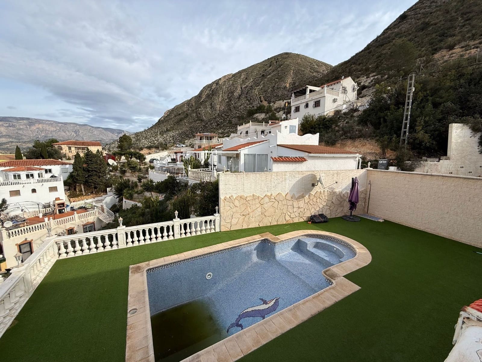 4 soveværelse Villa til salg i Orxeta med swimmingpool - € 299.000 (Ref: 9558459)