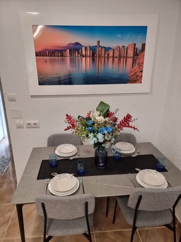1 quarto Apartamento para arrendar em Benidorm com piscina garagem - 900 € (Ref: 9568062)