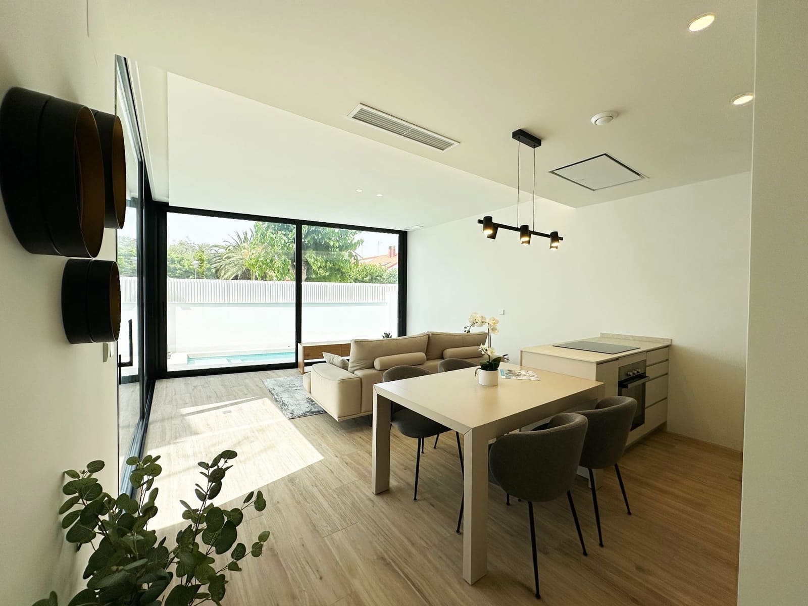 3 bedroom Villa for sale in Torre de la Horadada with pool - € 599,900 (Ref: 9604600)