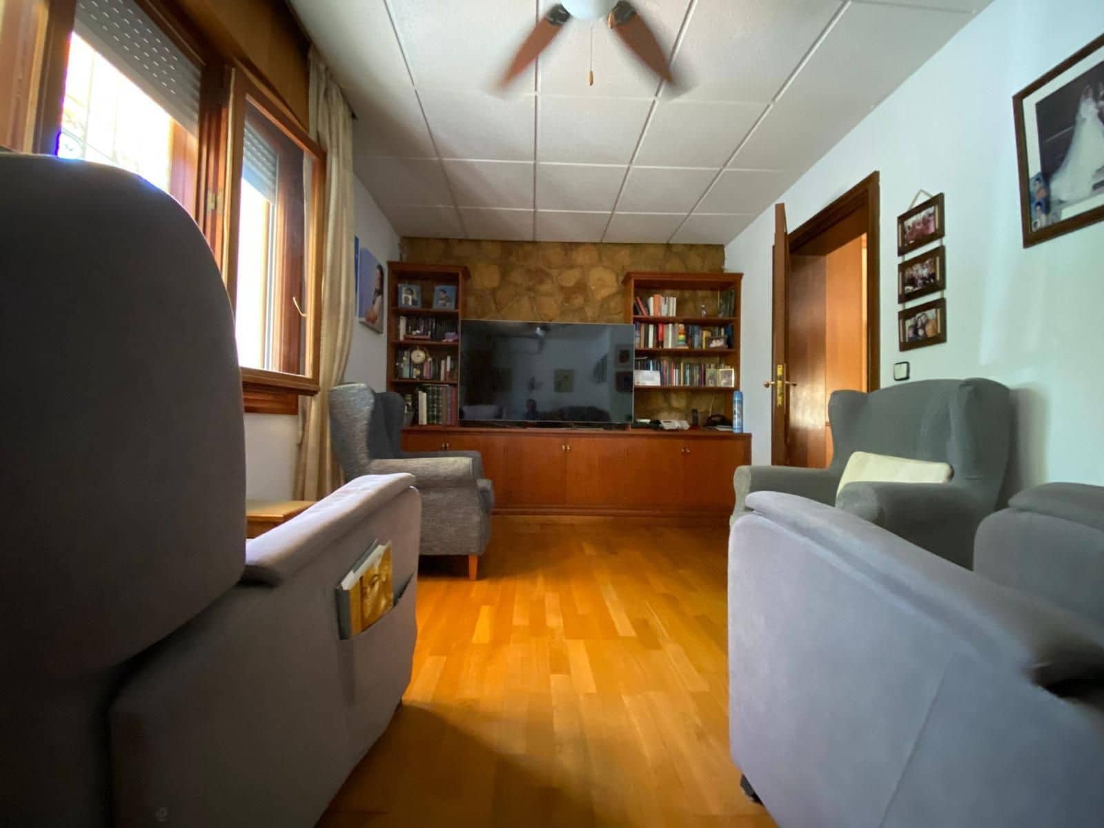 6 bedroom Villa for sale in La Nucia with pool garage - € 625,000 (Ref: 9610849)