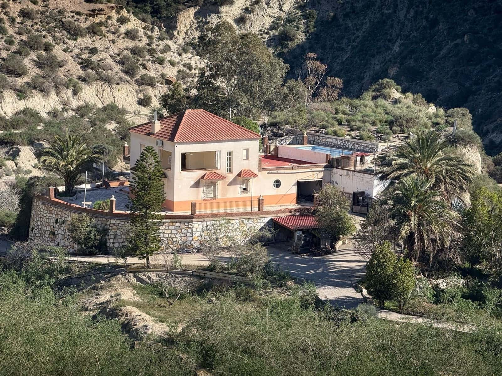 Finca/Casa Rural de 4 habitaciones en Zurgena en venta - 295.000 € (Ref: 9636475)